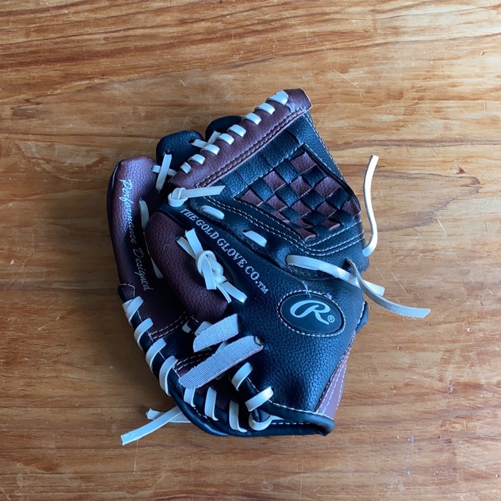 Rawlings 9” LHT Baseball Glove